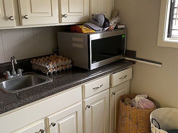 2nd image of 307 Camellia Ln