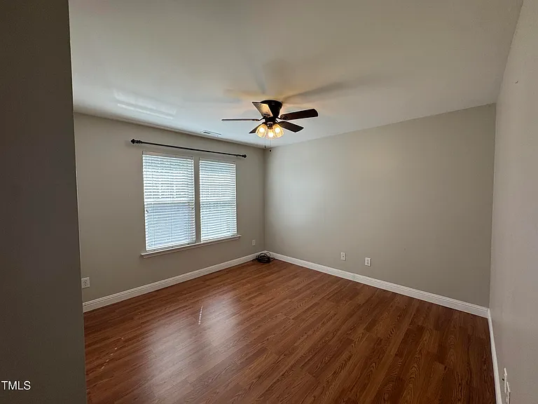 306 Meeting Hall Dr — Photo 20