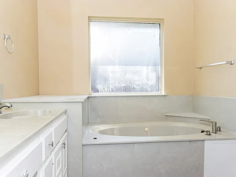 7921 Wayne Way — Photo 11