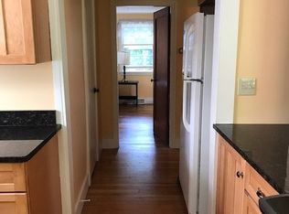 75 Amherst Rd, Pelham, MA 01002