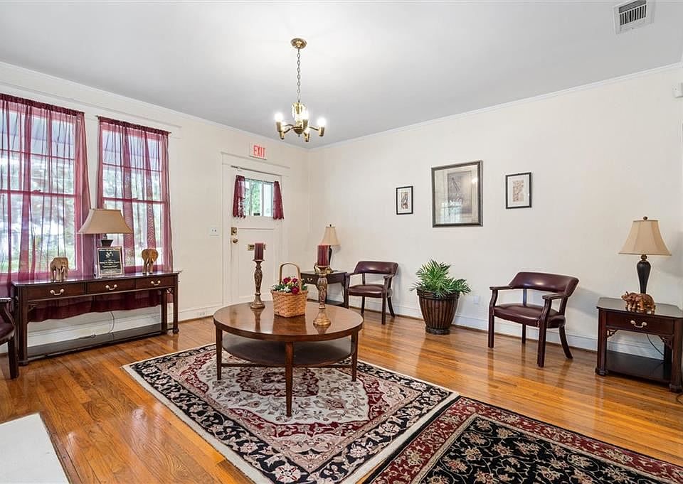 121 N Lafayette St, Mobile, AL 36604 Zillow