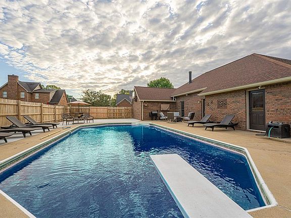 4th image of 4111 Saddlebrooke Trl
