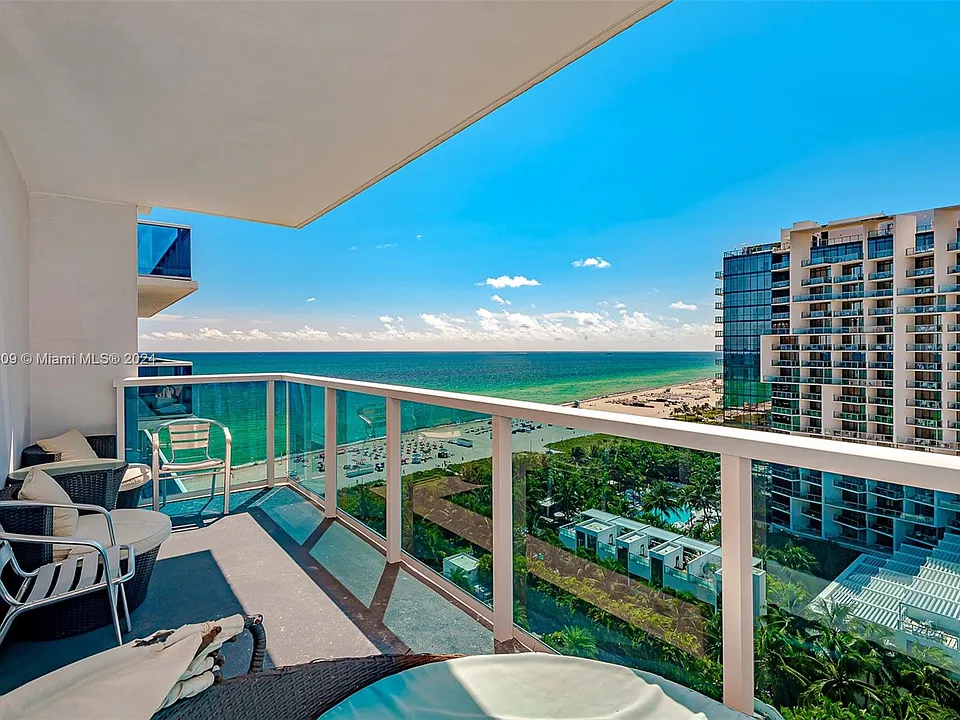 2301 Collins Ave #1506