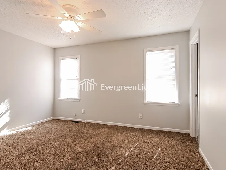 2408 Ramsgate Dr — Photo 6