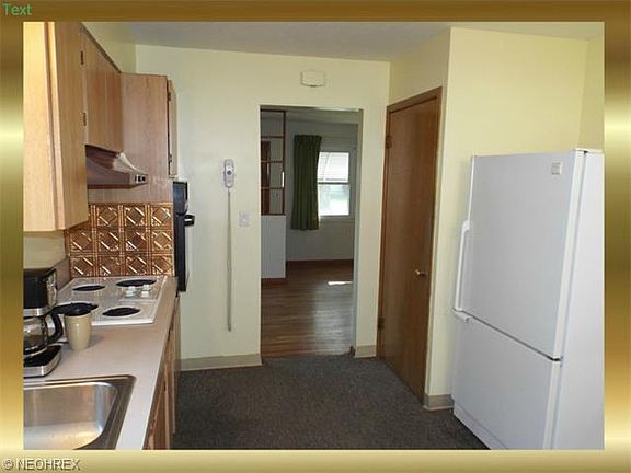 3rd image of 4490 W 152nd St