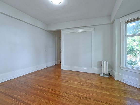 5th image of 1060 Bush St APT 105