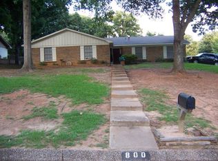 800 Chris Dr, Longview, TX 75605