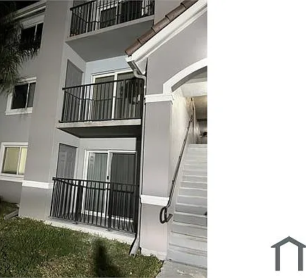 15422 SW 284th St #7104 — Photo 1