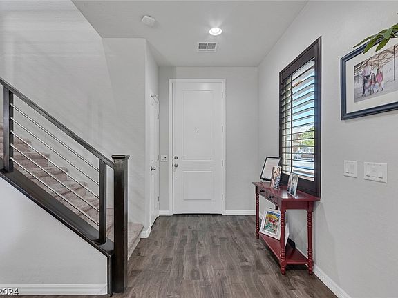 3rd image of 10593 Agate Knoll Ln