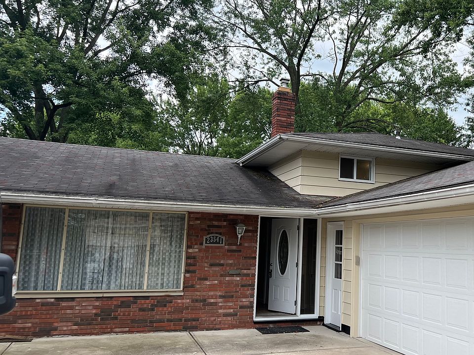 1st image of 23541 Sharon Dr