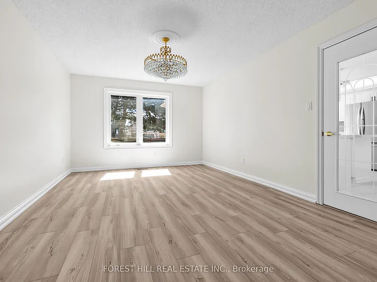 477 Cummer Ave — Photo 8
