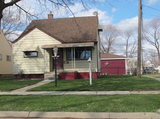 430 Champaign Rd, Lincoln Park, MI 48146