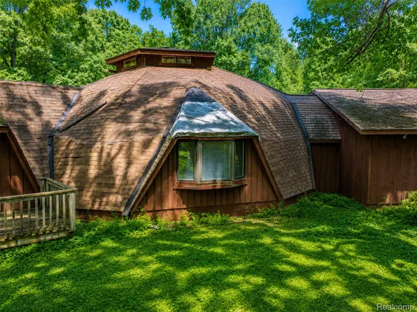 28966 Sibley Rd, Romulus, MI 48174