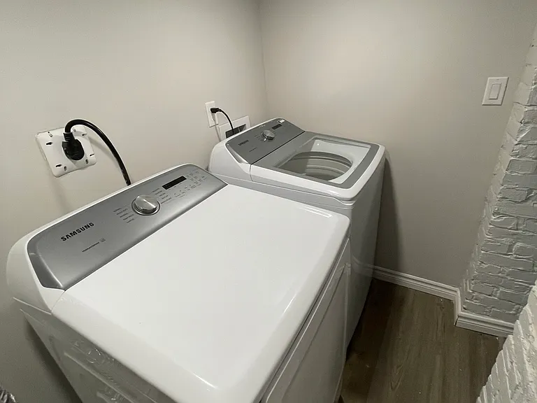 1394 Edward St #1 — Photo 7