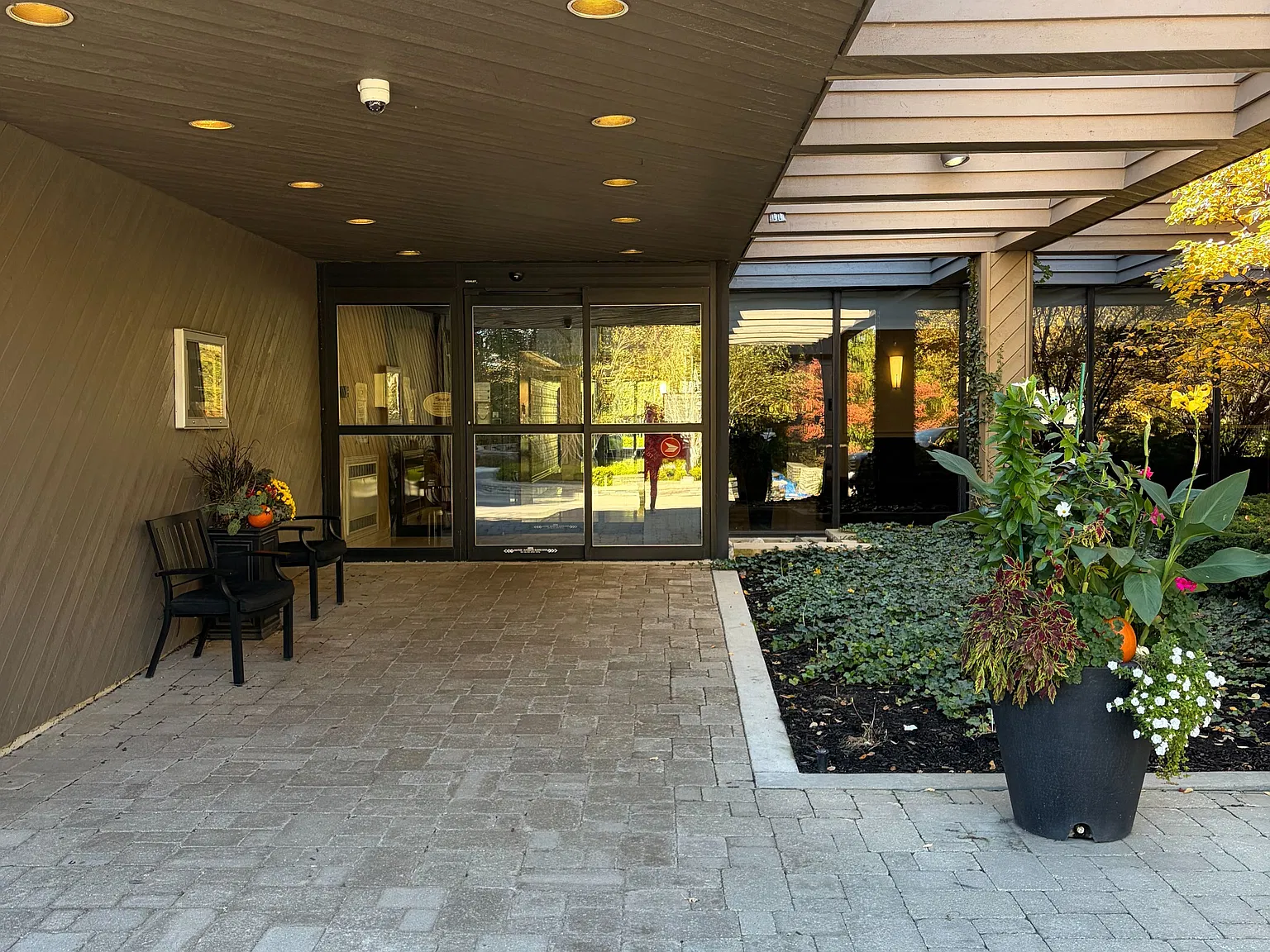 1 bed, $2,750 — Photo 3