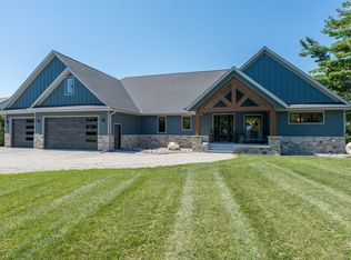 29227 Biehn Dr, Madison Lake, MN 56063