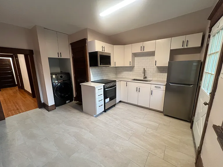 1001 S 2nd St #UPPR — Photo 1