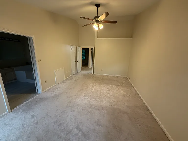 6012 Loganwood Dr — Photo 17
