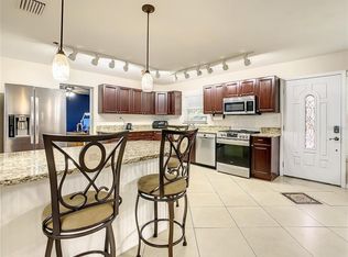 7691R 10th St N, Saint Petersburg, FL 33702