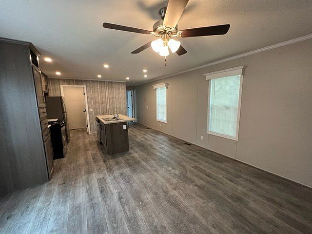 1st image of 7769 Kimberly Dr #52
