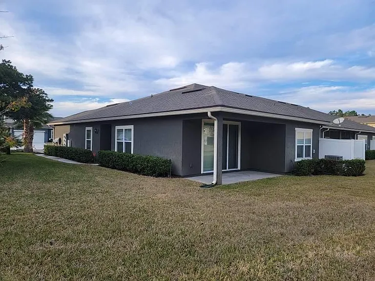409 Southwood Way — Photo 8