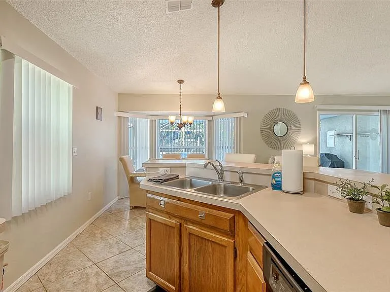 5753 New York Ave — Photo 16
