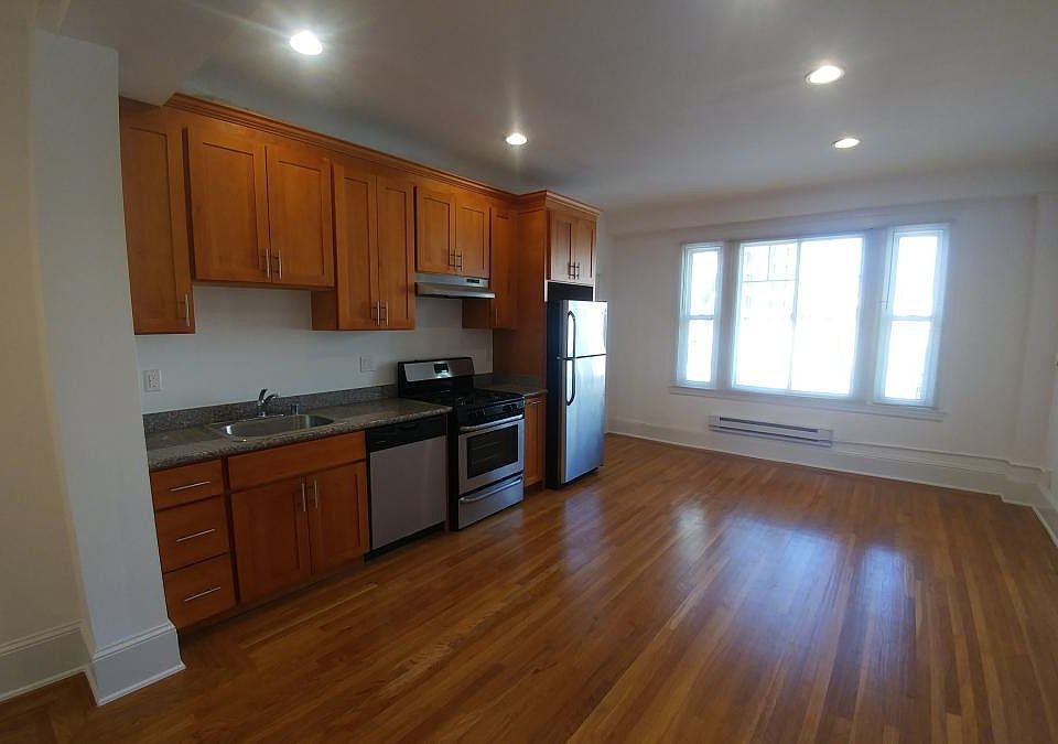 1st image of 425 Hyde St APT 54