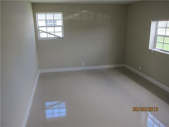 5th image of 4211 NW 36th Ter