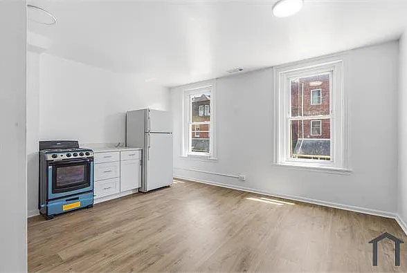 4035 Green St #3 — Photo 13