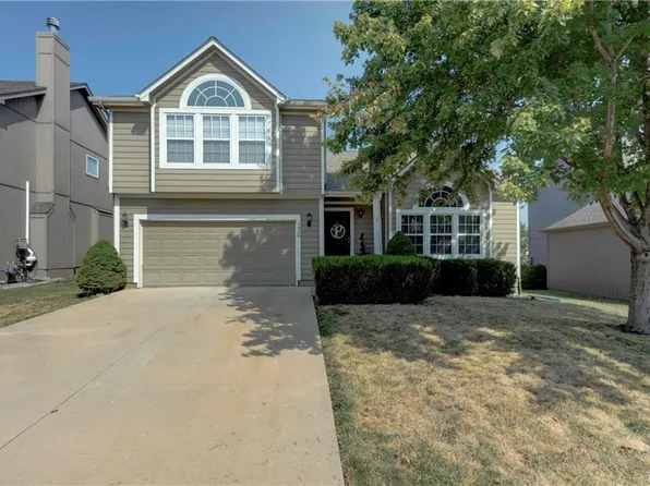 2656 W Catalpa St, Olathe, KS 66061