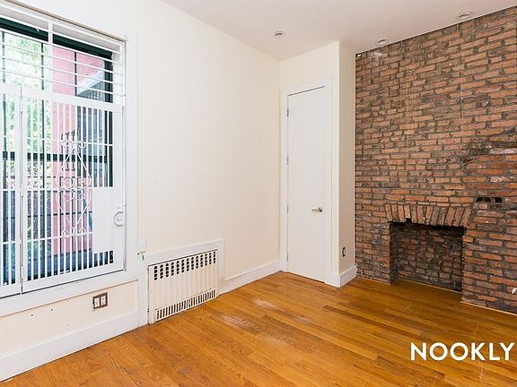 2nd image of 12 Underhill Ave APT 2