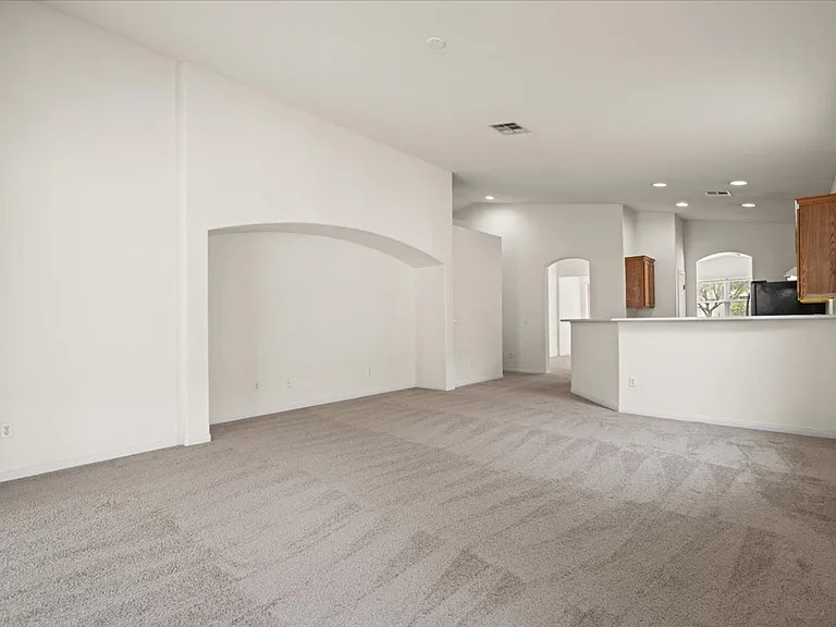 9618 Rolling Thunder Ave — Photo 10