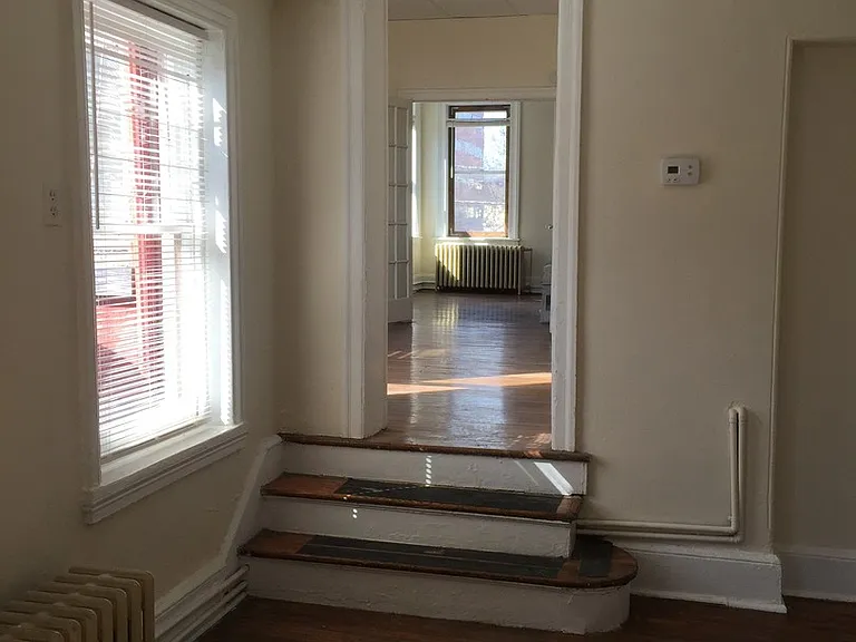 319 Market St — Photo 2