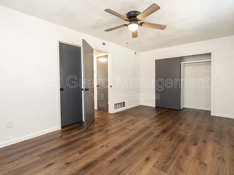 750 W Dayton Ave #204 — Photo 16