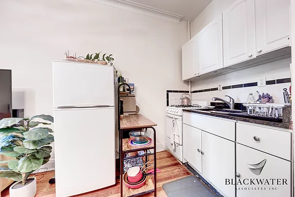 Rented by Blackwater Associates Inc. | media 5