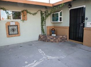 208 Shadow Ln, Las Vegas, NV 89106