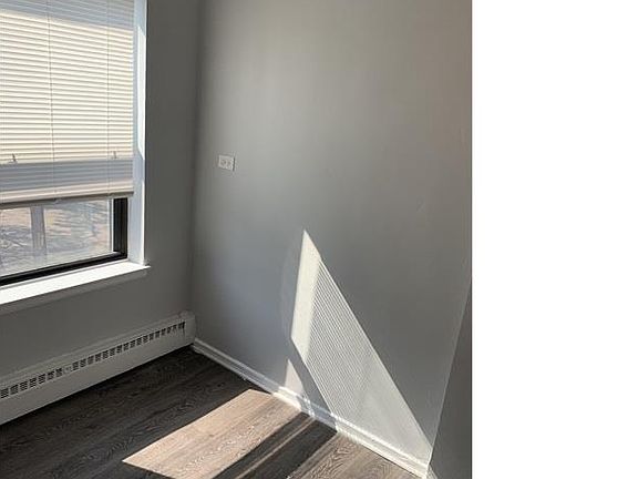 4th image of 7500 S South Shore Dr APT 503