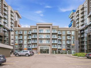 460 Dundas St E #1212, Hamilton, ON