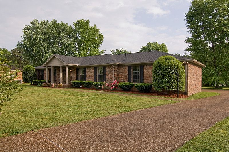 1st image of 7613 Indian Springs Dr
