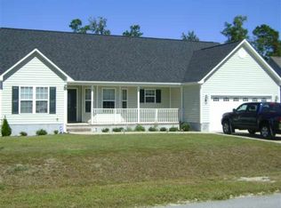 307 Boss Ct, Richlands, NC 28574