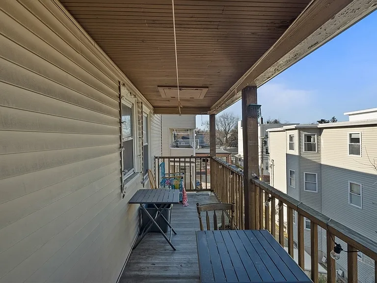 361 Washington St #3 — Photo 2
