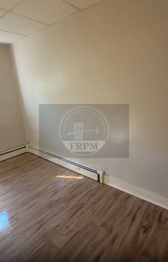 1 bed, 1.0 bath, $600 — Photo 4