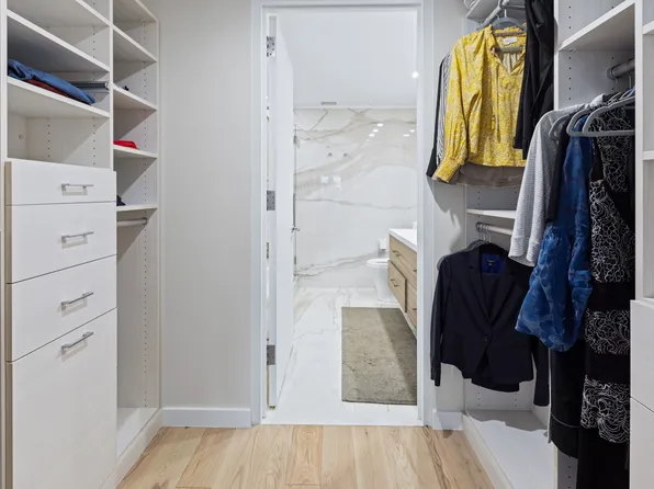 27 West 19th Street image 11 of 17