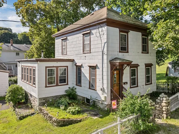 6 Sherman Pl, Lawrence, MA 01841