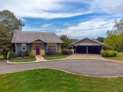 32 Lodge Vw, Franklin, NC, 28734