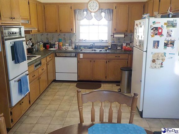 5th image of 201 Kinney Cir