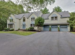 2 Peter Porcaro Dr, Hopkinton, MA 01748