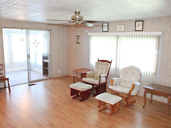 5th image of 980 7th St NW Lot 94