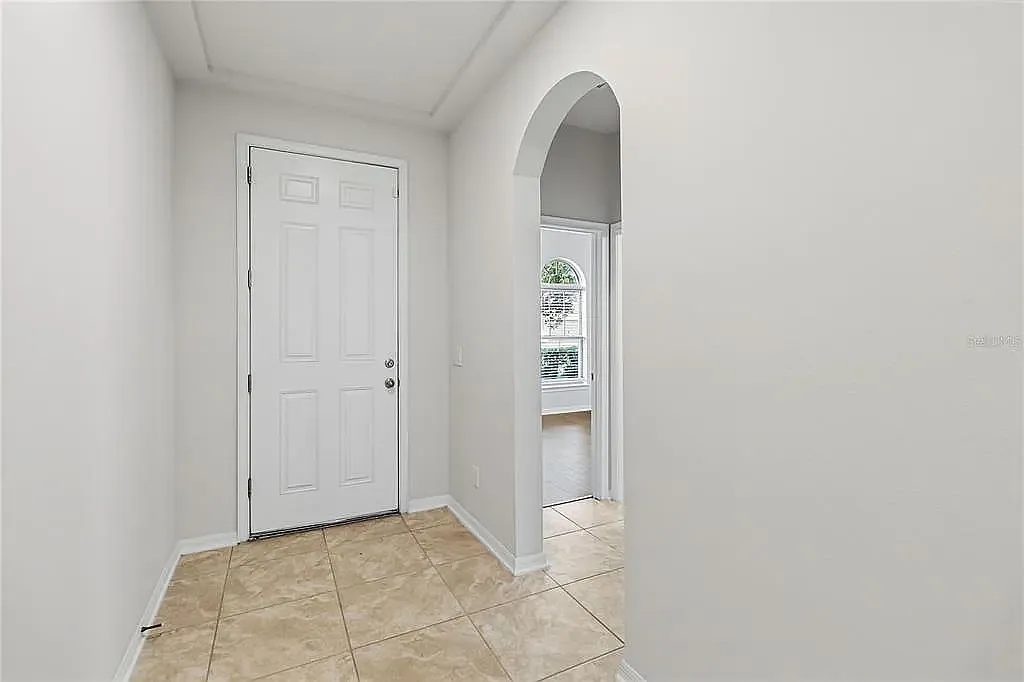 4 bed, 2782 sqft, $3,500 — Photo 3