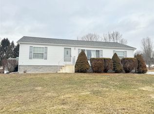 154 Hotchkiss Rd, Chenango Forks, NY 13746